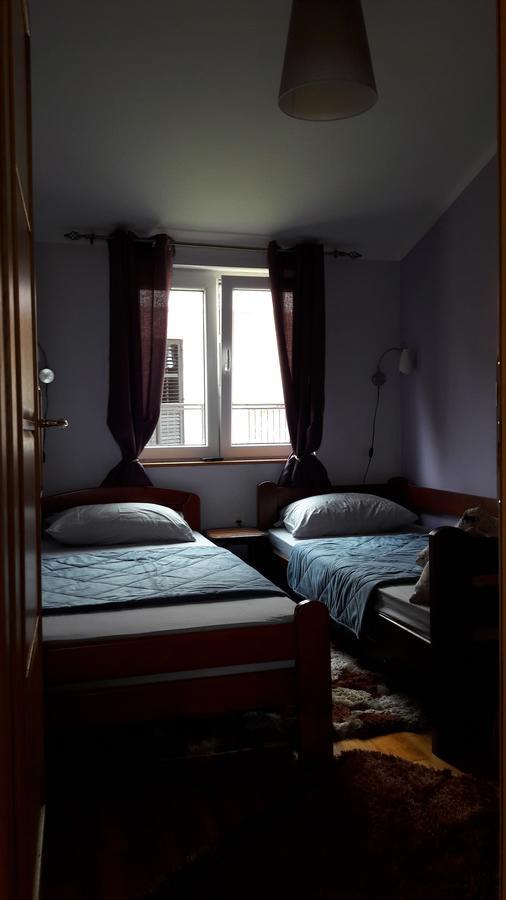 Porodicni Apartman Херцег-Нови Экстерьер фото